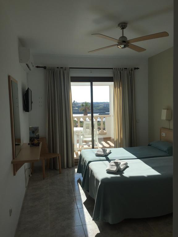 Hostal Sa Prensa Ciutadella  Room photo